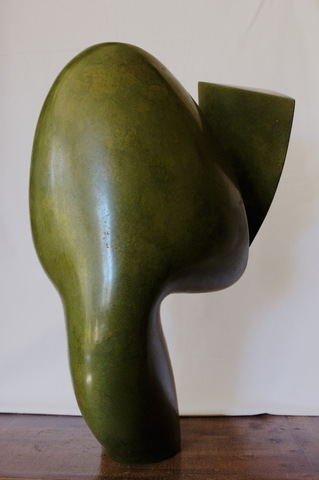 Lyre verte, faïence patinée à la gomme laque, 2016,  h: 54 L: 35 l: 30